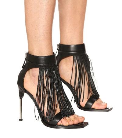 Alexander McQueen o1y0225 Sandals in Black Size US 7 / IT 37 - 2 Thumbnail