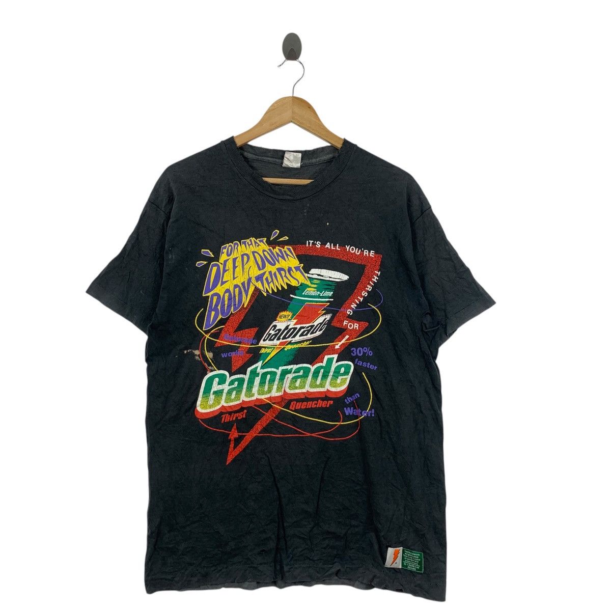 Vintage Vintage 90’ GATORADE ENERGY DRINK Ads Thrashed Tee Shirt Size US M / EU 48-50 / 2 - 3 Thumbnail