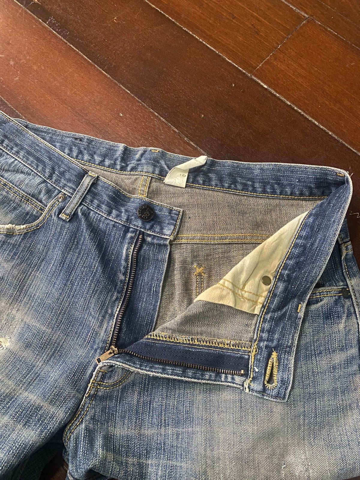 Lee Vintage Lee Distressed Faded ripped Denim Jeans flare Size US 36 / EU 52 - 16 Thumbnail