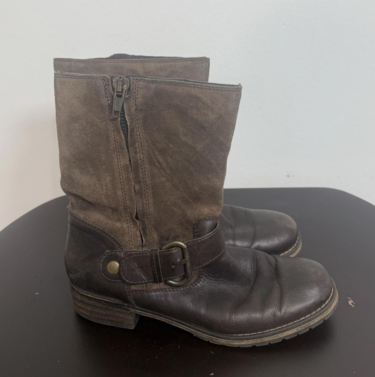 Clarks Clarks Ankle Boot Sz 10 M Brown Leather Strap Side Zip Size US 10 / IT 40 - 1 Thumbnail