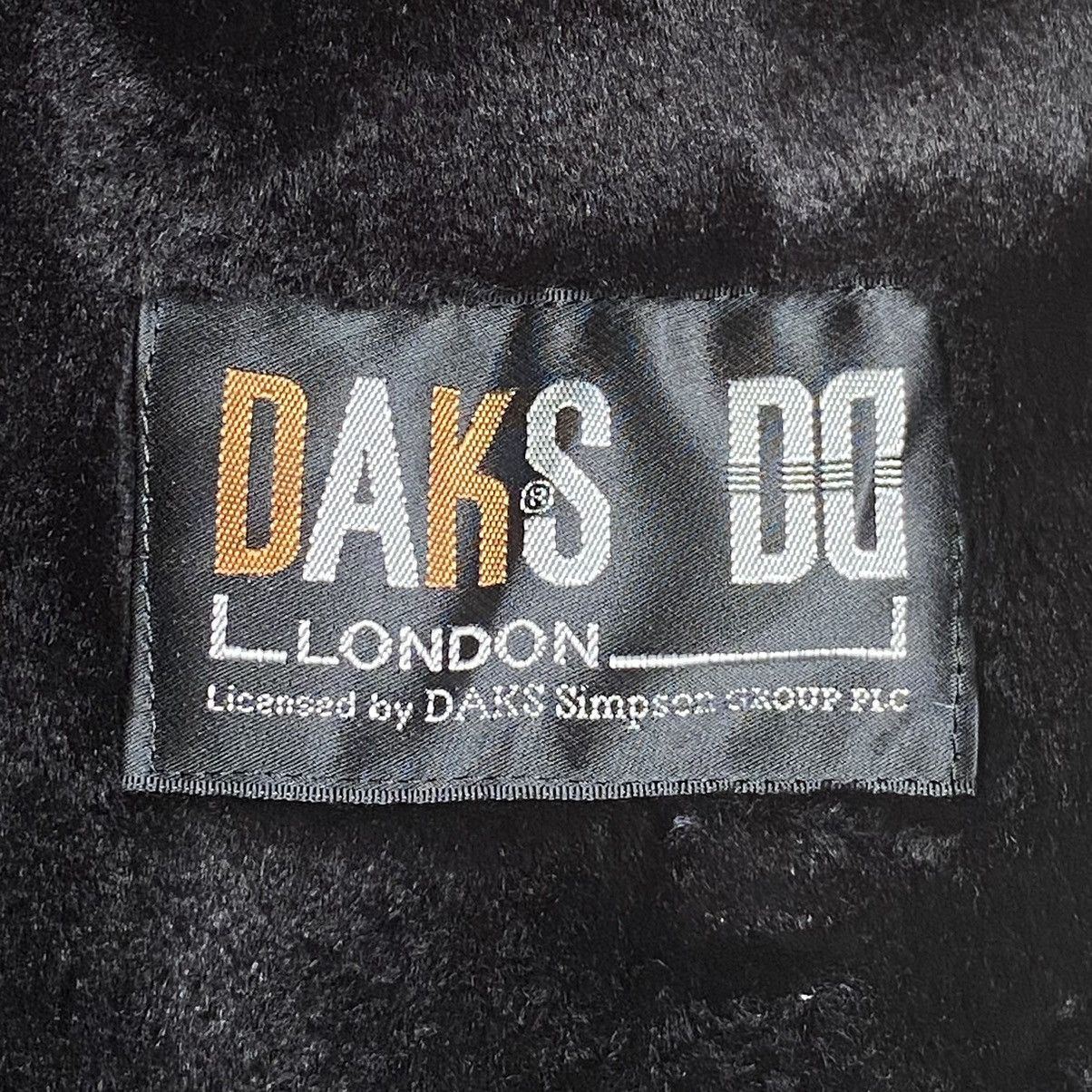 DAKS × Vintage Vintage Brand Daks London Fur Checkered Vest 1990s Size US M / EU 48-50 / 2 - 10 Thumbnail