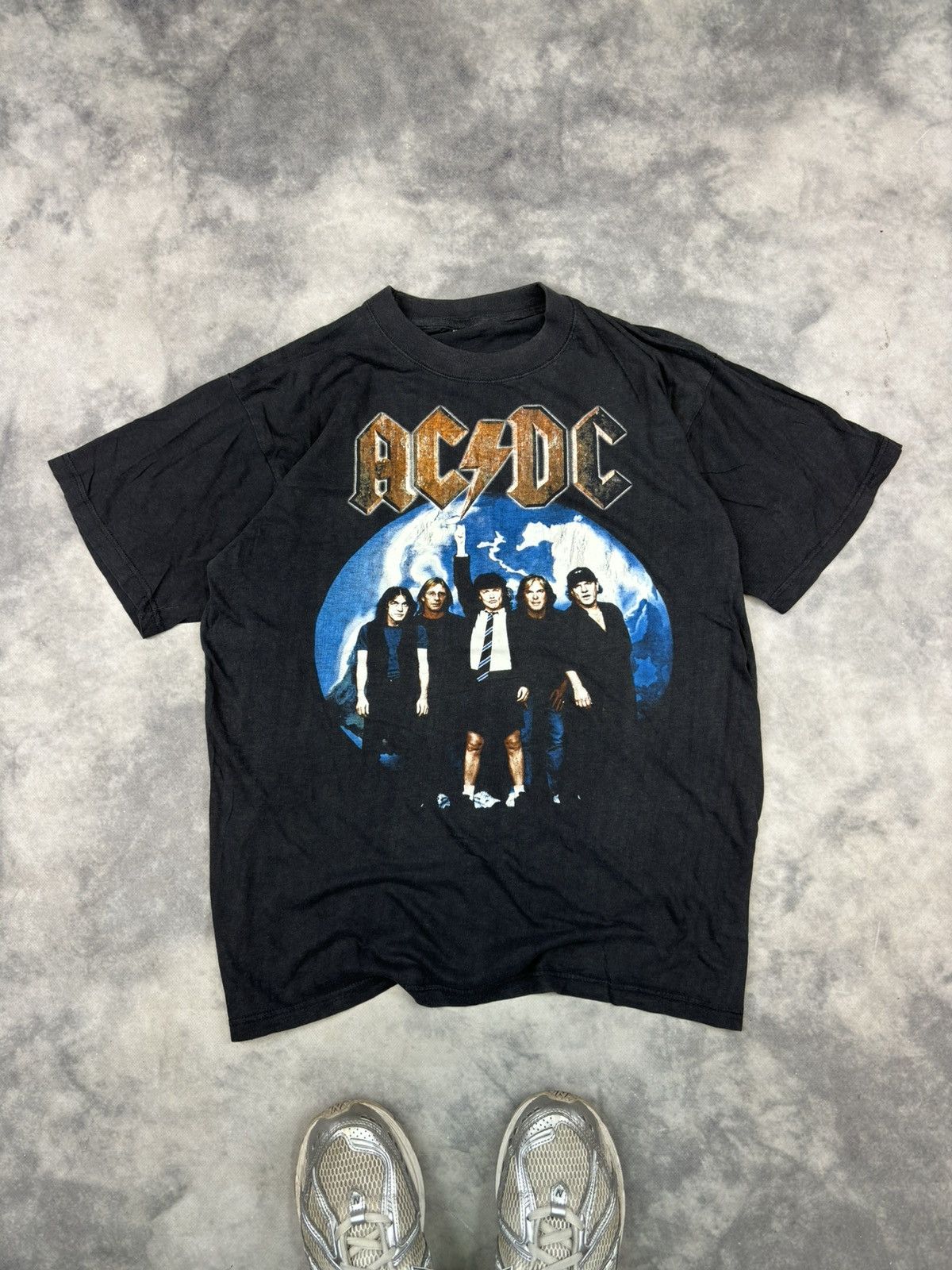 AC/DC × Vintage AC/DC vintage 2001 World Tour “Stiff upper lip” Size US L / EU 52-54 / 3 - 3 Thumbnail