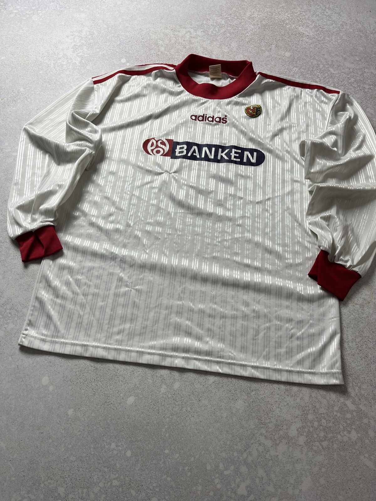 Adidas Norway 1991-1992 Home Football Soccer Shirt Jersey Adidas Size US XL / EU 56 / 4 - 3 Thumbnail