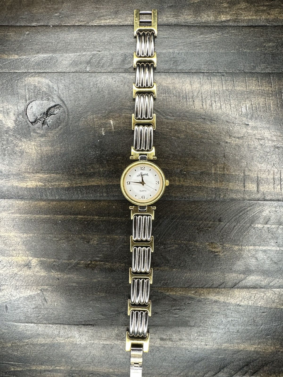 Other Gold tone stainless steel analogue linked watch Size ONE SIZE - 1 Thumbnail