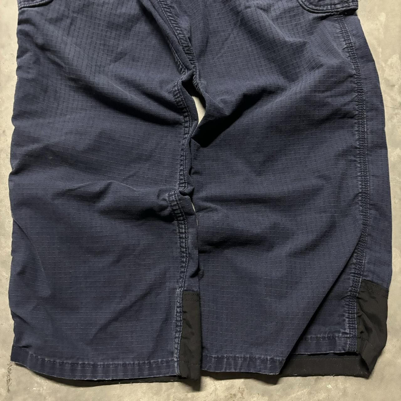 Carhartt × Vintage Crazy Vintage Y2K/2000s Baggy Navy Blue Carhartt Skater Style Cargo Pants! Size US 38 / EU 54 - 6 Thumbnail