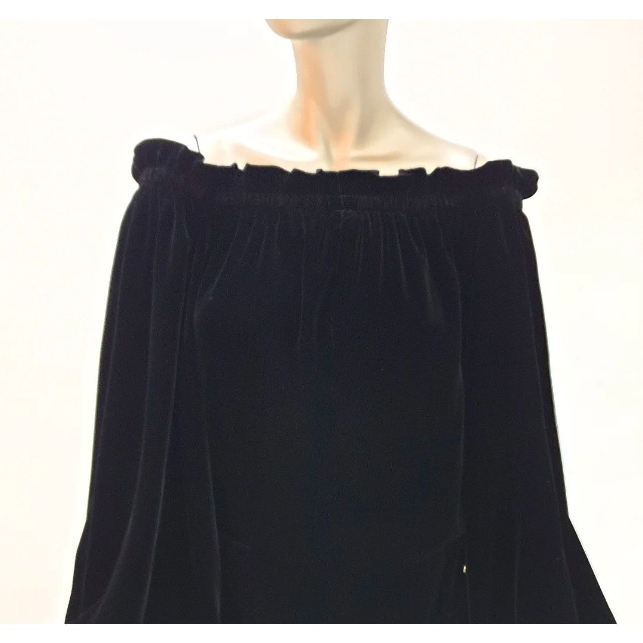 Chanel NWT Chanel Black Free Shoulder Midi Dress Sz.42 Size M / US 6-8 / IT 42-44 - 3 Thumbnail