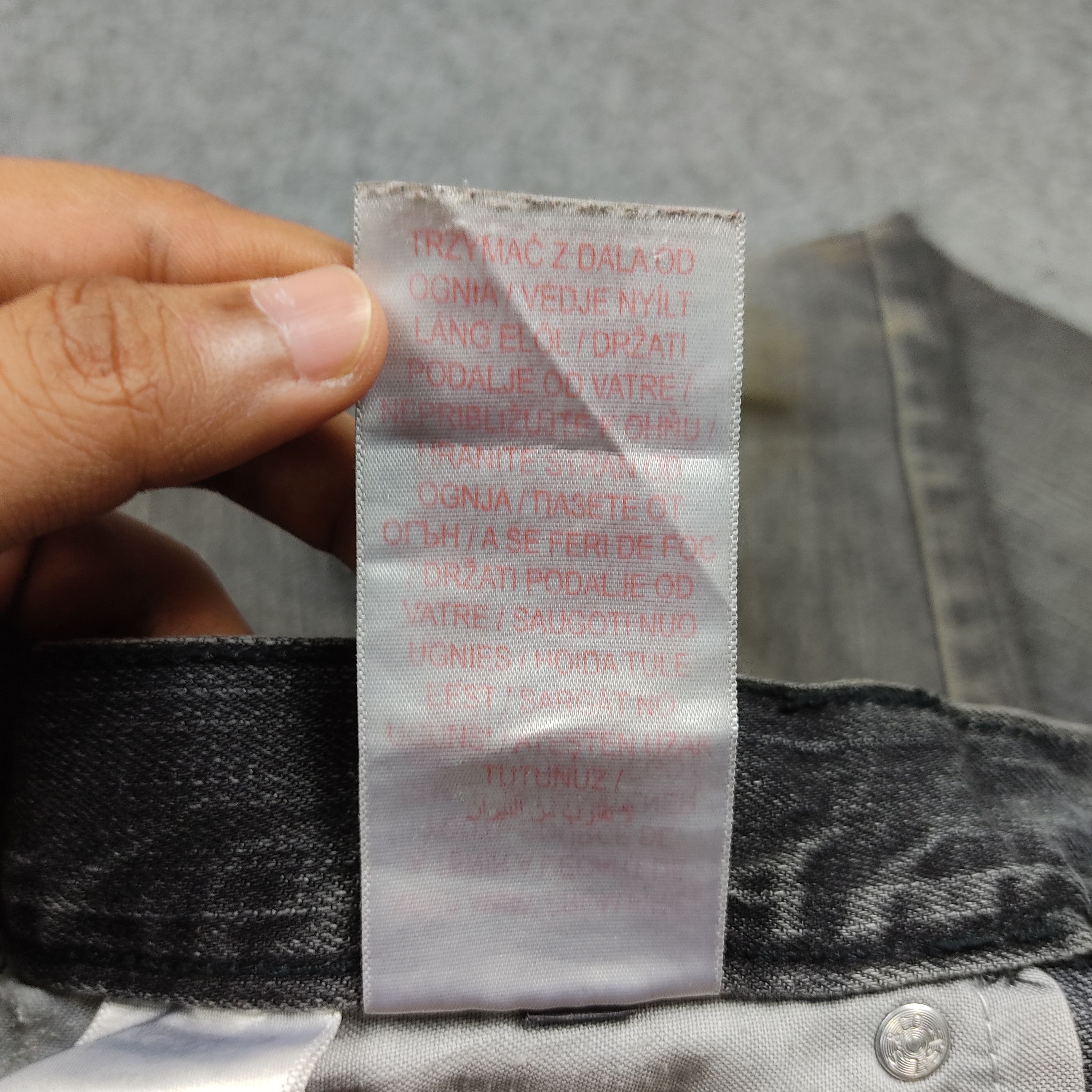 Levi's × Vintage Vintage Levis 511 Faded Black Jeans Slim L466 Size US 31 - 18 Thumbnail