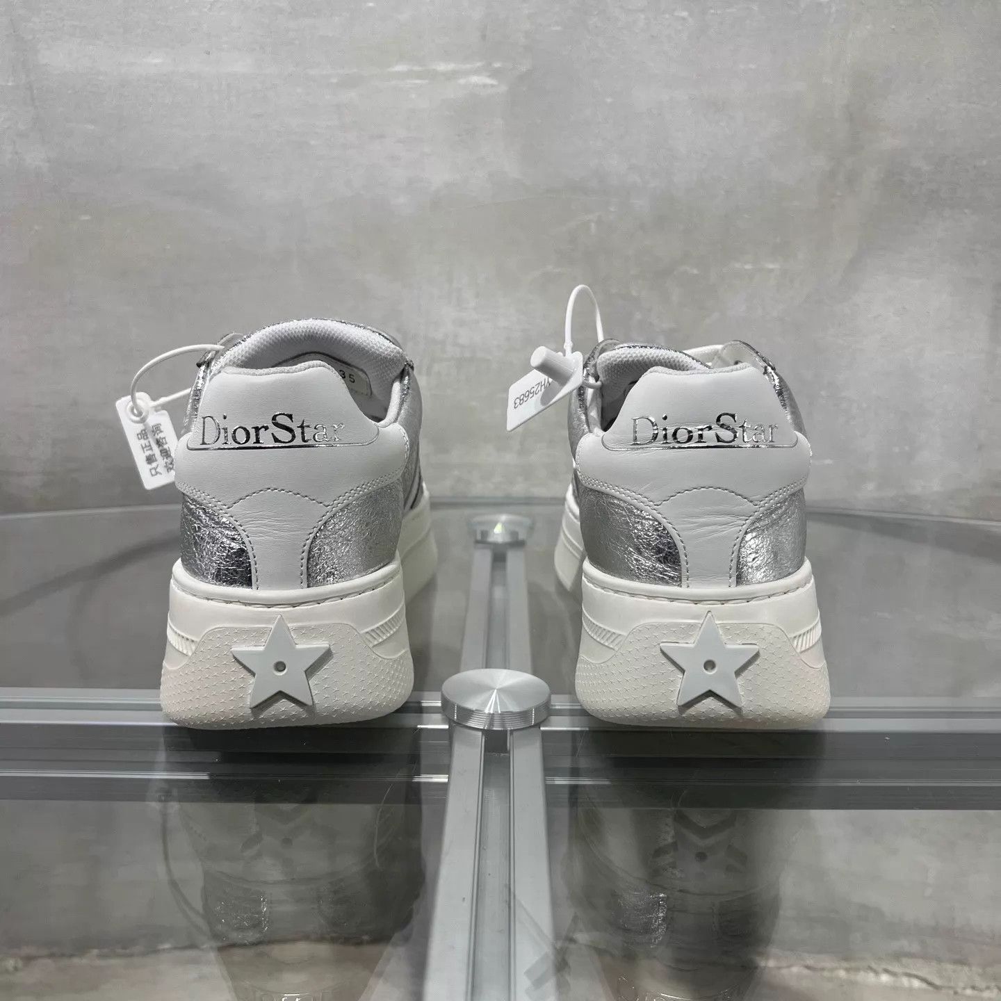 Dior DIOR Silver Platform Sneakers Size 35 Size US 4.5 / IT 34.5 - 6 Thumbnail