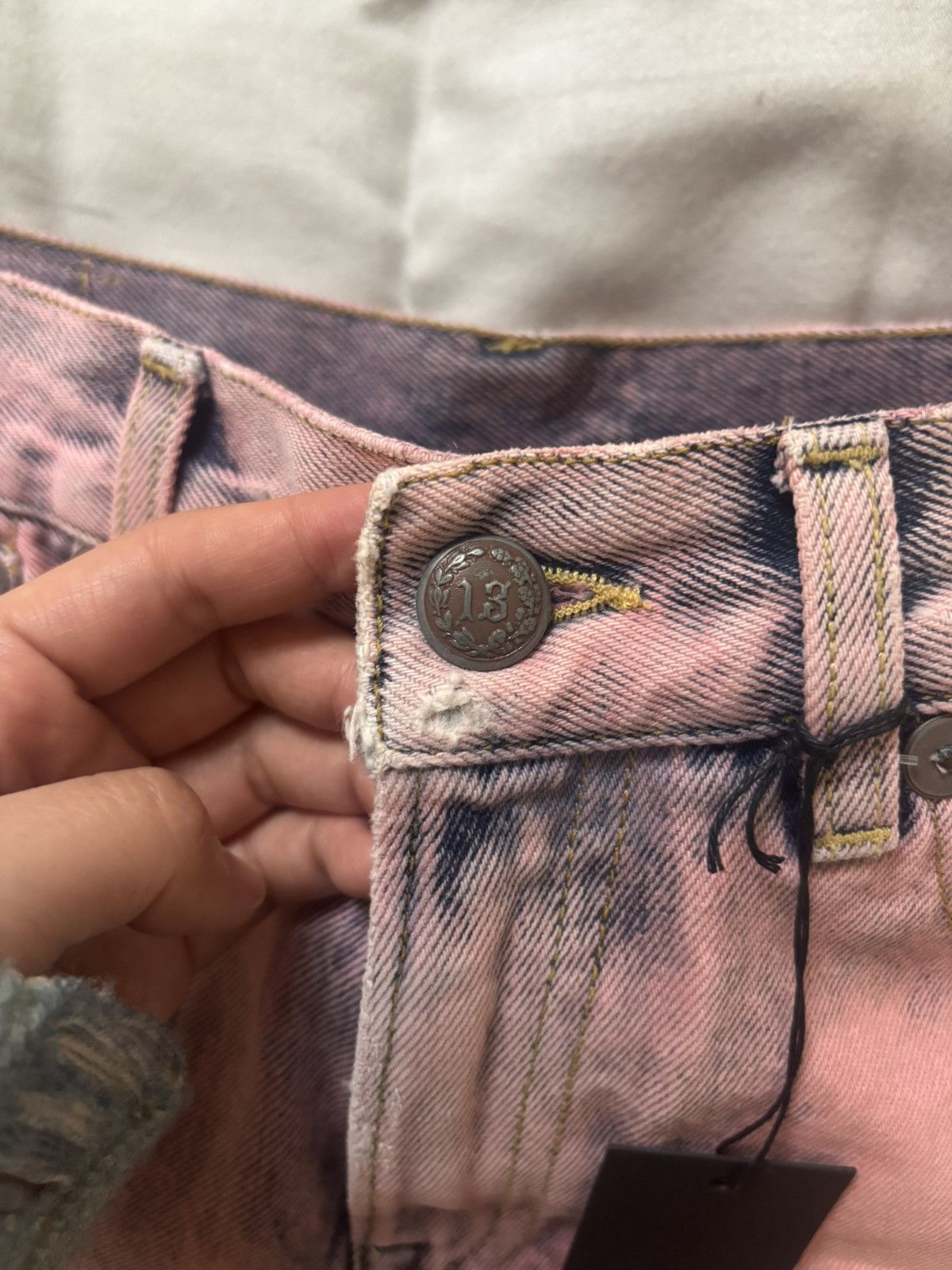 R13 R13 Pink Shredded Slouchy Denim Shorts Size 26" / US 2 / IT 38 - 3 Thumbnail