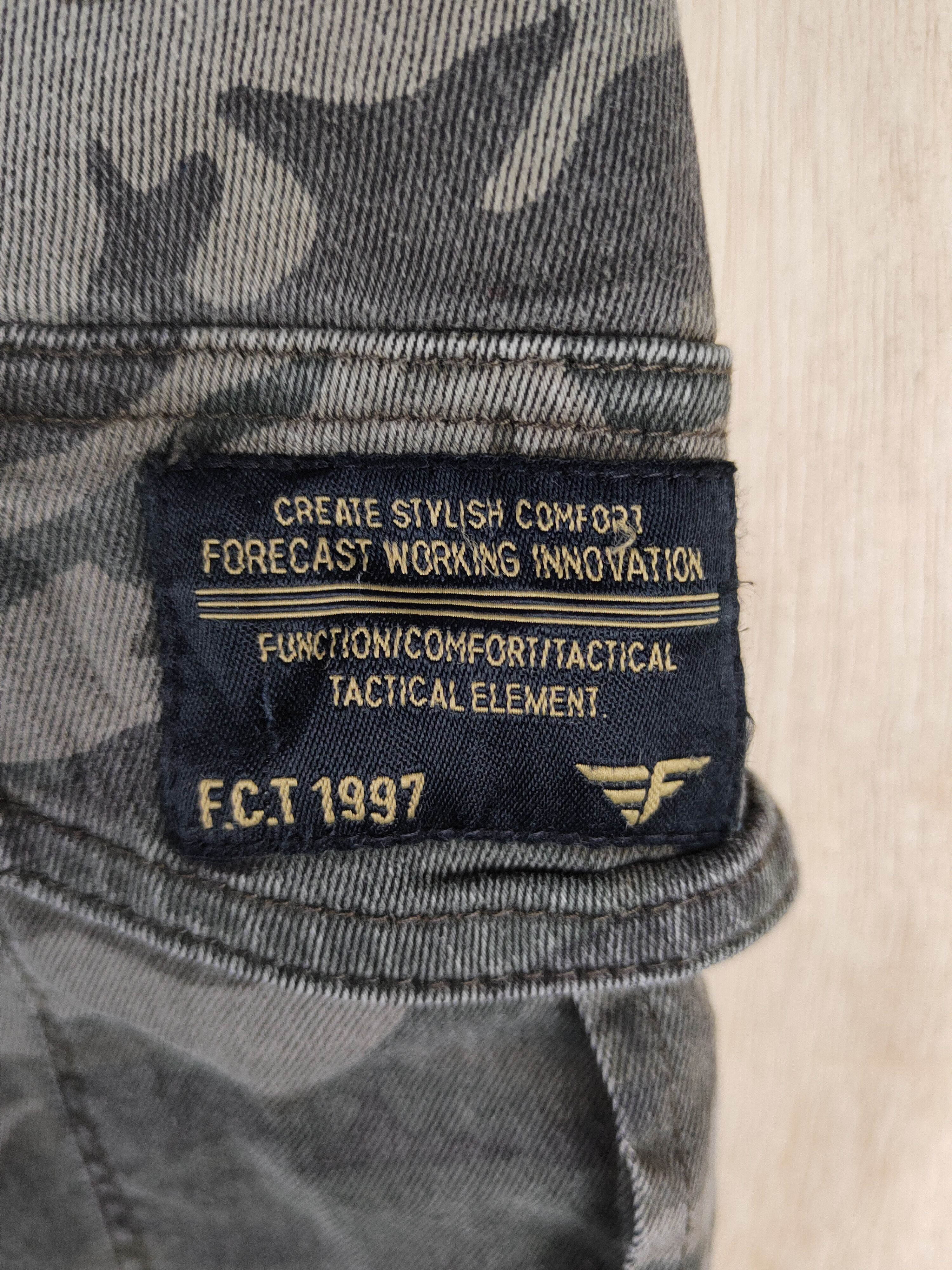Japanese Brand Forecast Camouflage Multipocket Tactical Cargo Pants #S2428 Size US 33 - 12 Thumbnail