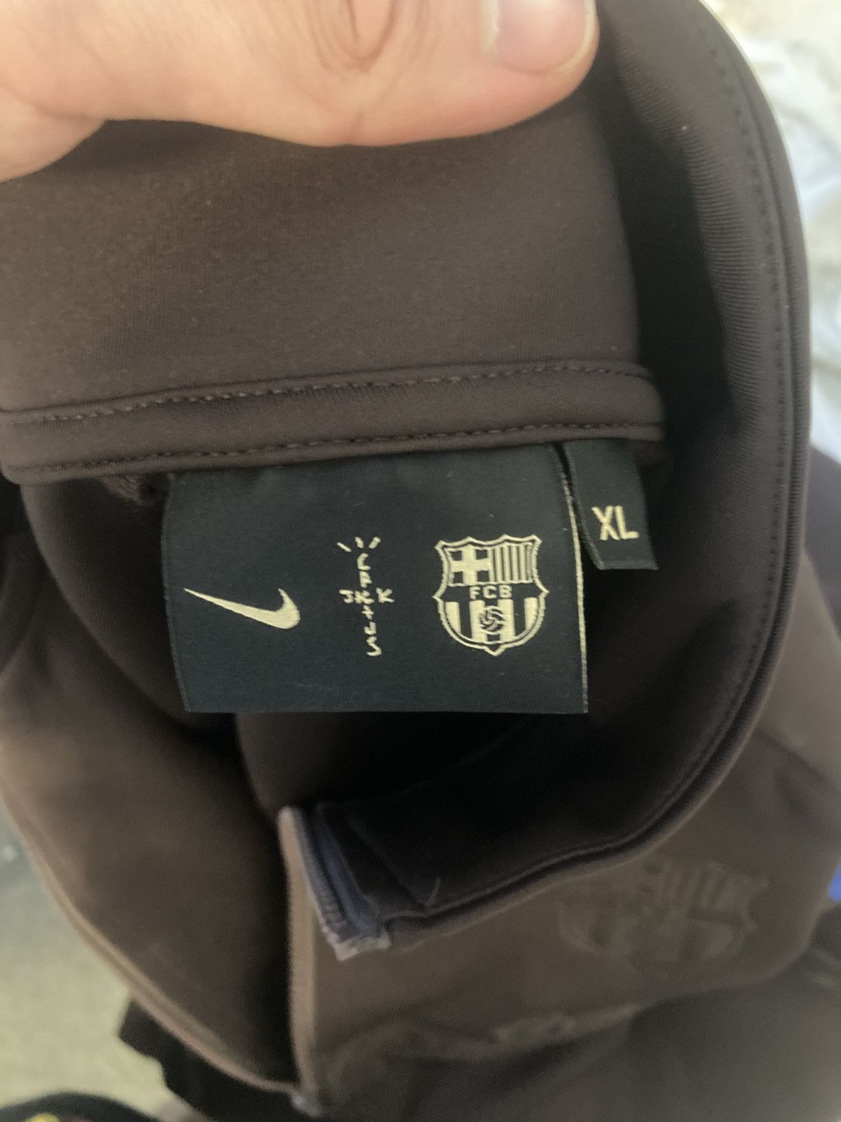Nike Travis Scott x Nike x FC Barcelona Retro Zip Anthem Jacket – Size US XL / EU 56 / 4 - 11 Thumbnail