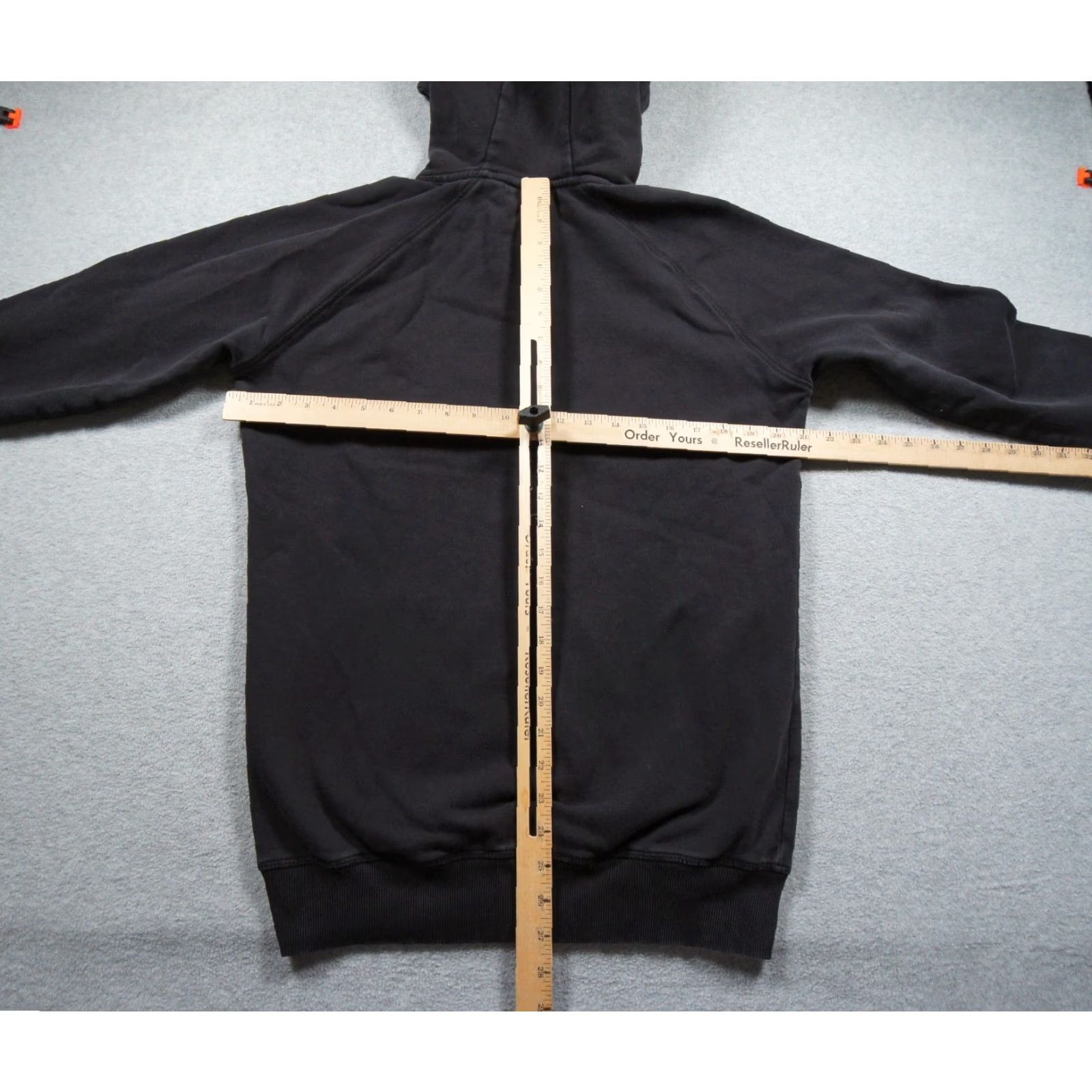 Gymshark GymShark Hoodie Mens Small Black Pullover Sweatshirt Fitness Adult Size US S / EU 44-46 / 1 - 7 Thumbnail