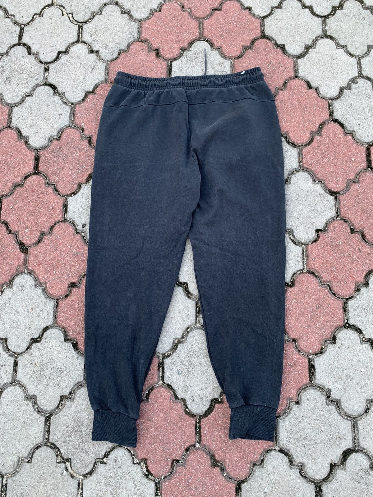 Puma Steals! Puma Joggers Sweat Pants Size US 34 / EU 50 - 4 Thumbnail