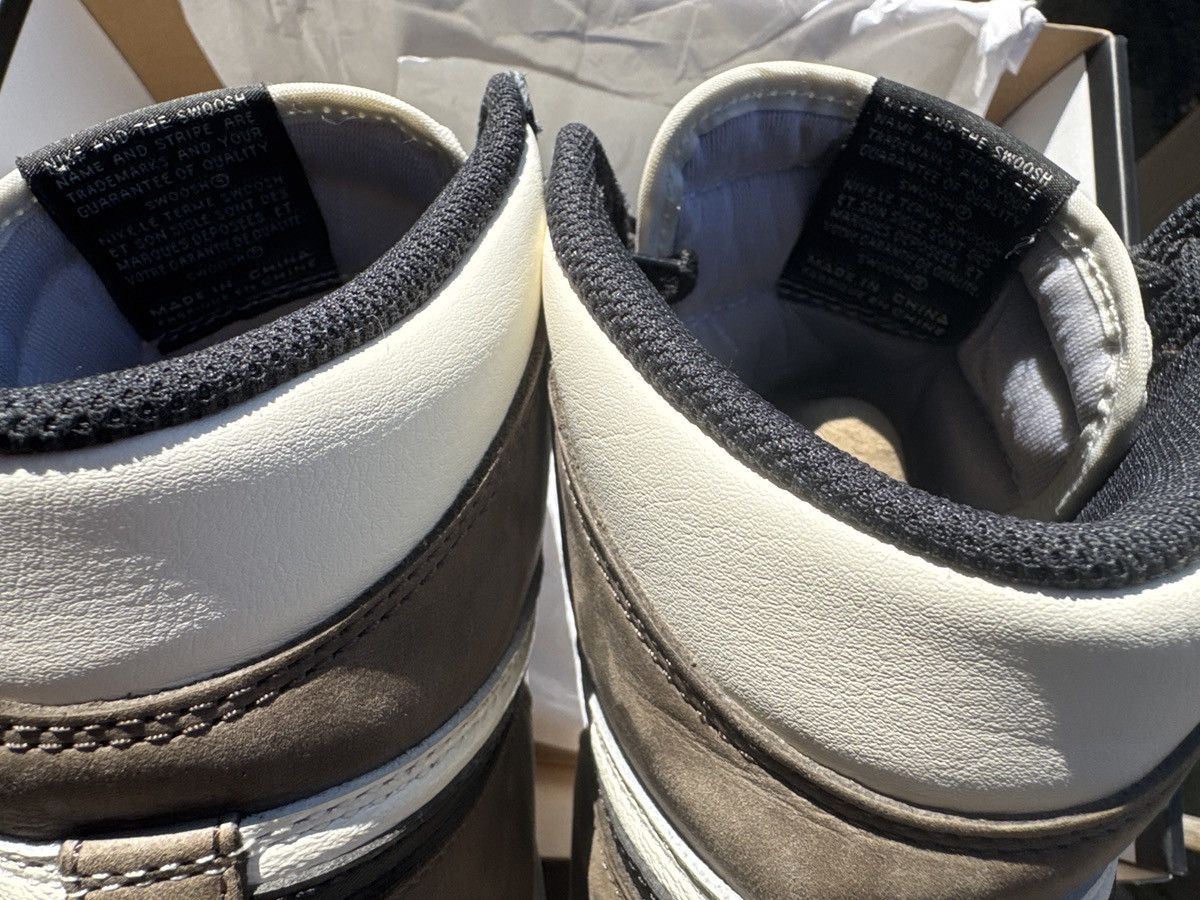 Nike AIR JORDAN 1 RETRO HIGH OG. Size US 10 / EU 43 - 11 Thumbnail