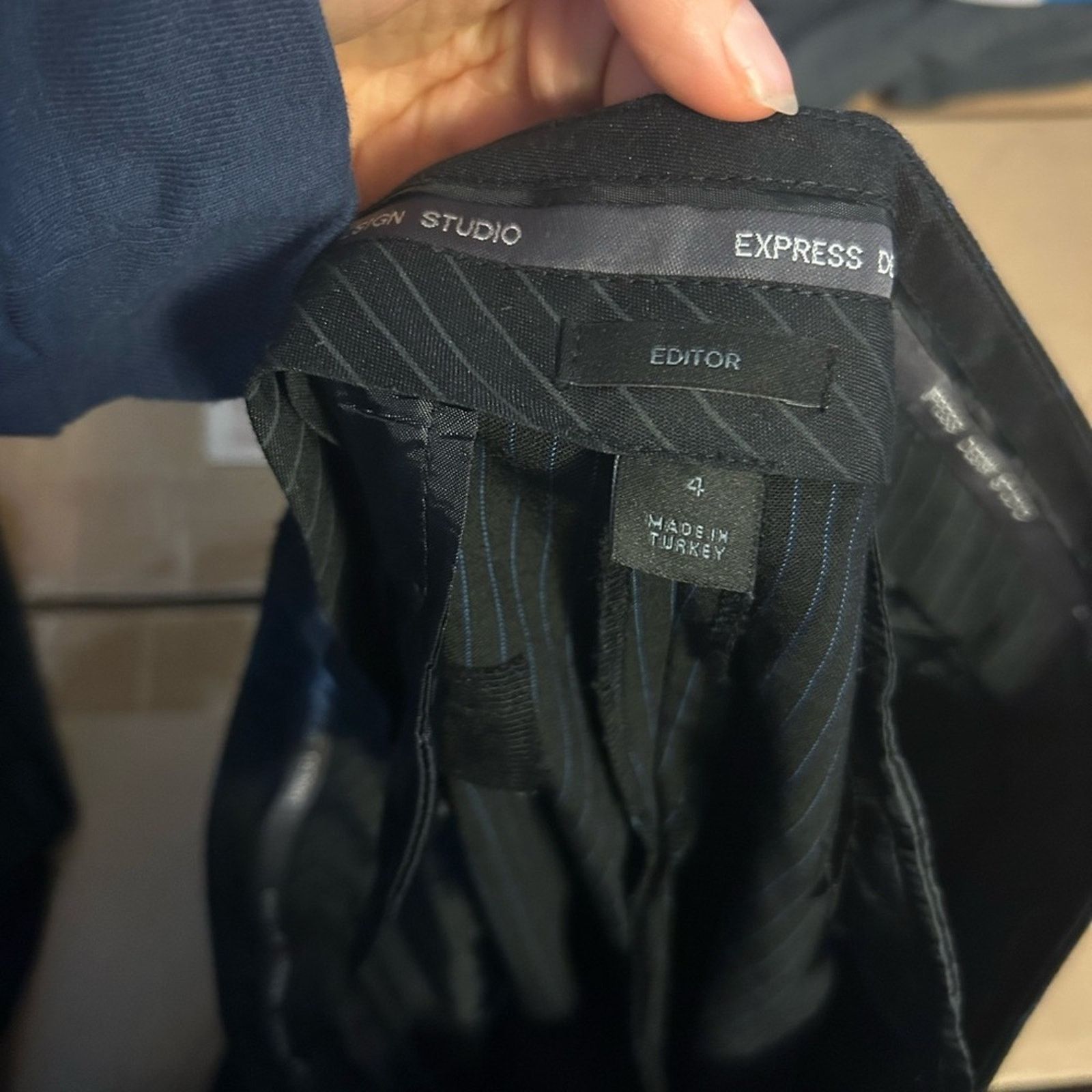 Express Express Editor Black and Blue Pinstripe Flare Trousers Size 27" / US 4 / IT 40 - 3 Thumbnail