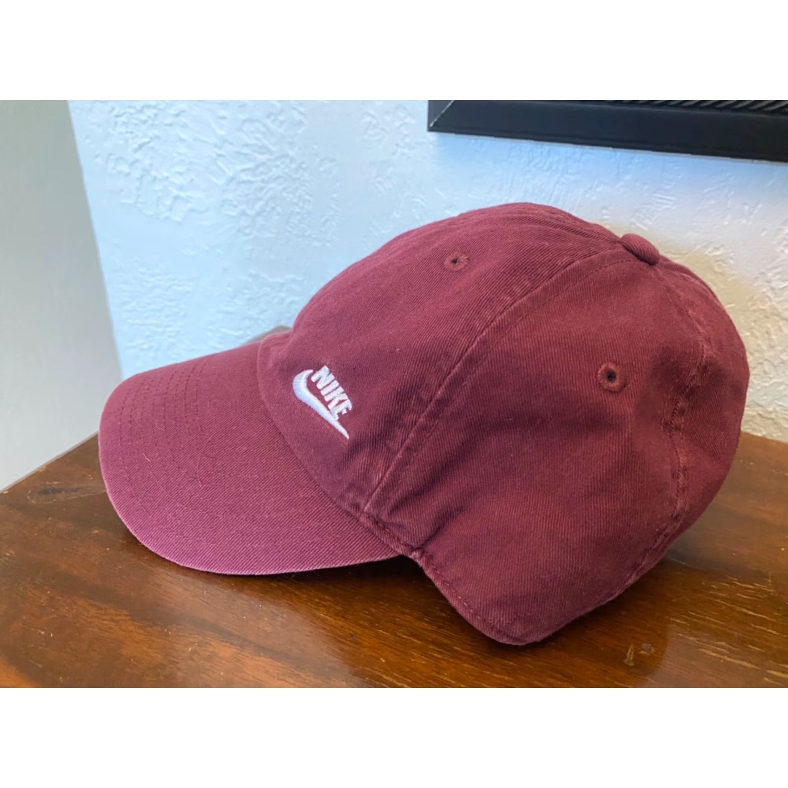 Nike Nike Hat Cap Adjustable Red Swoosh Logo Mens Golf Style Baseball Cap Size ONE SIZE - 2 Thumbnail