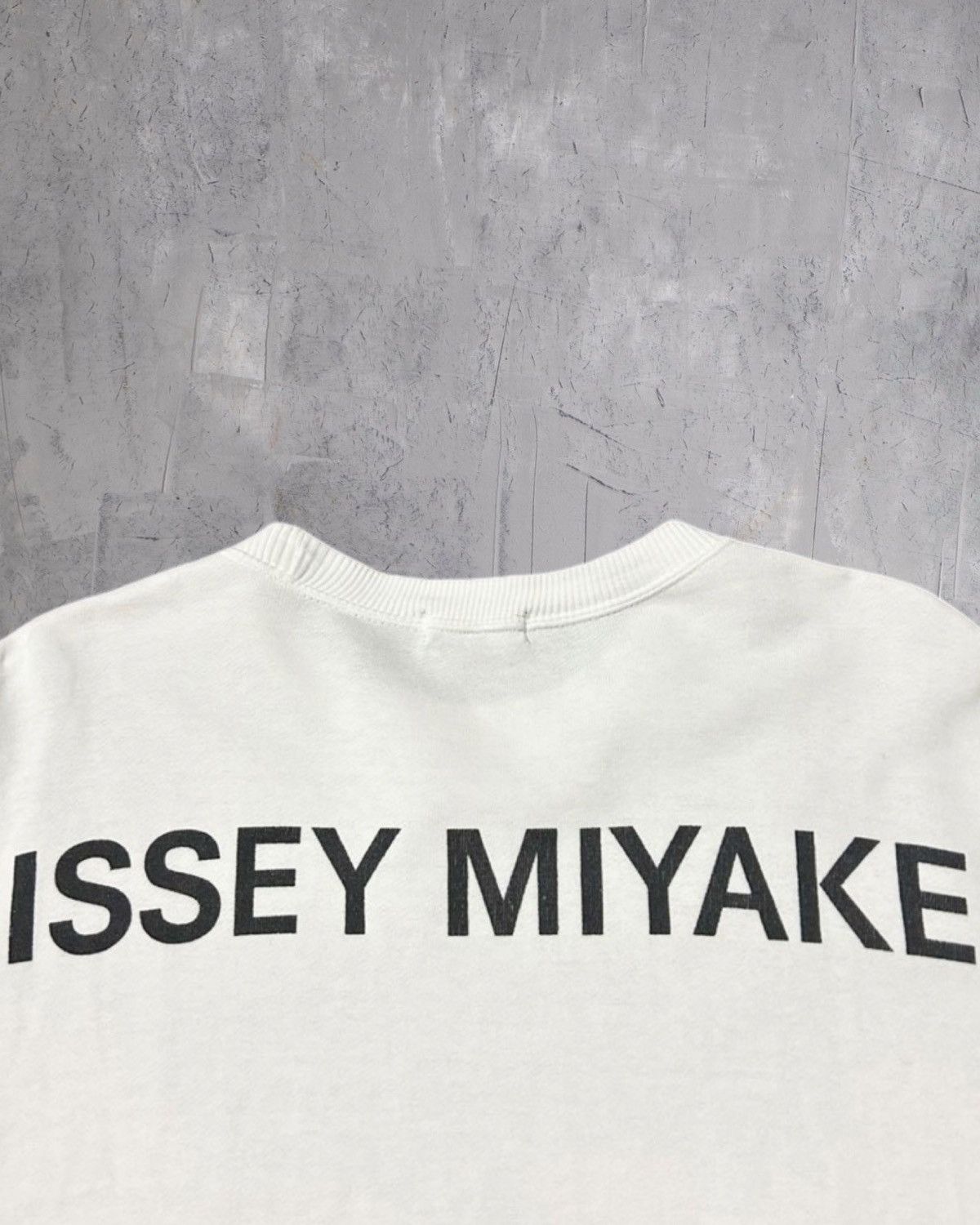 Issey Miyake 90’s issey miyake men logo sweater Size US M / EU 48-50 / 2 - 3 Thumbnail