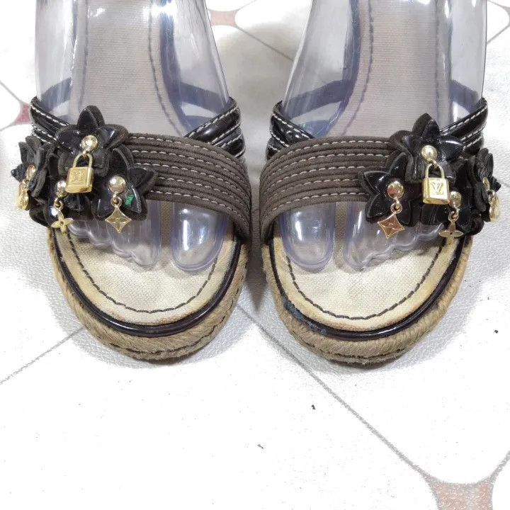 Louis Vuitton Louis Vuitton Brown Metal Detail Heels -2508 Size US 6 / IT 36 - 9 Thumbnail