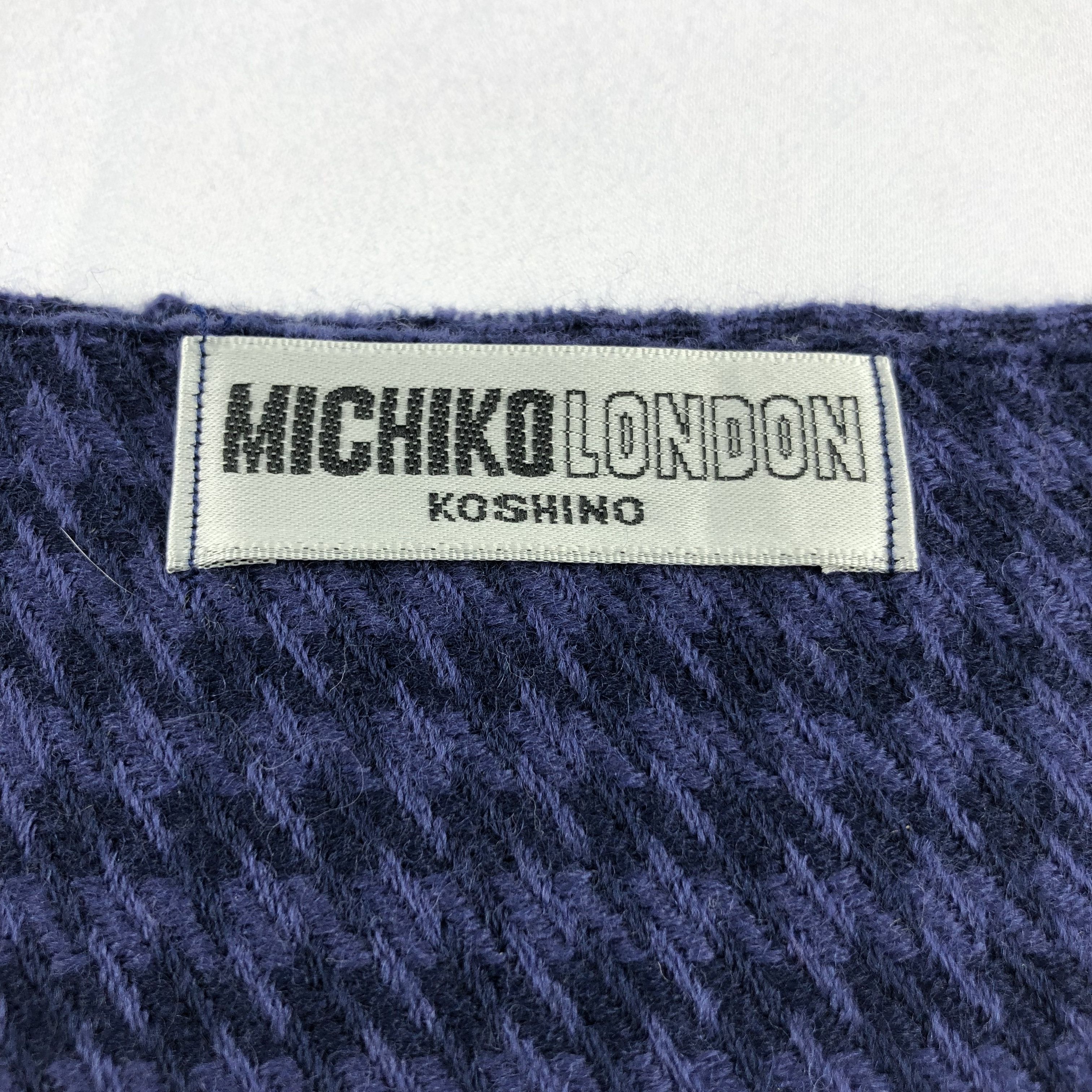 Michiko Koshino Michiko Koshino Houndstooth Wool Scarf Muffler V997 Size ONE SIZE - 4 Thumbnail