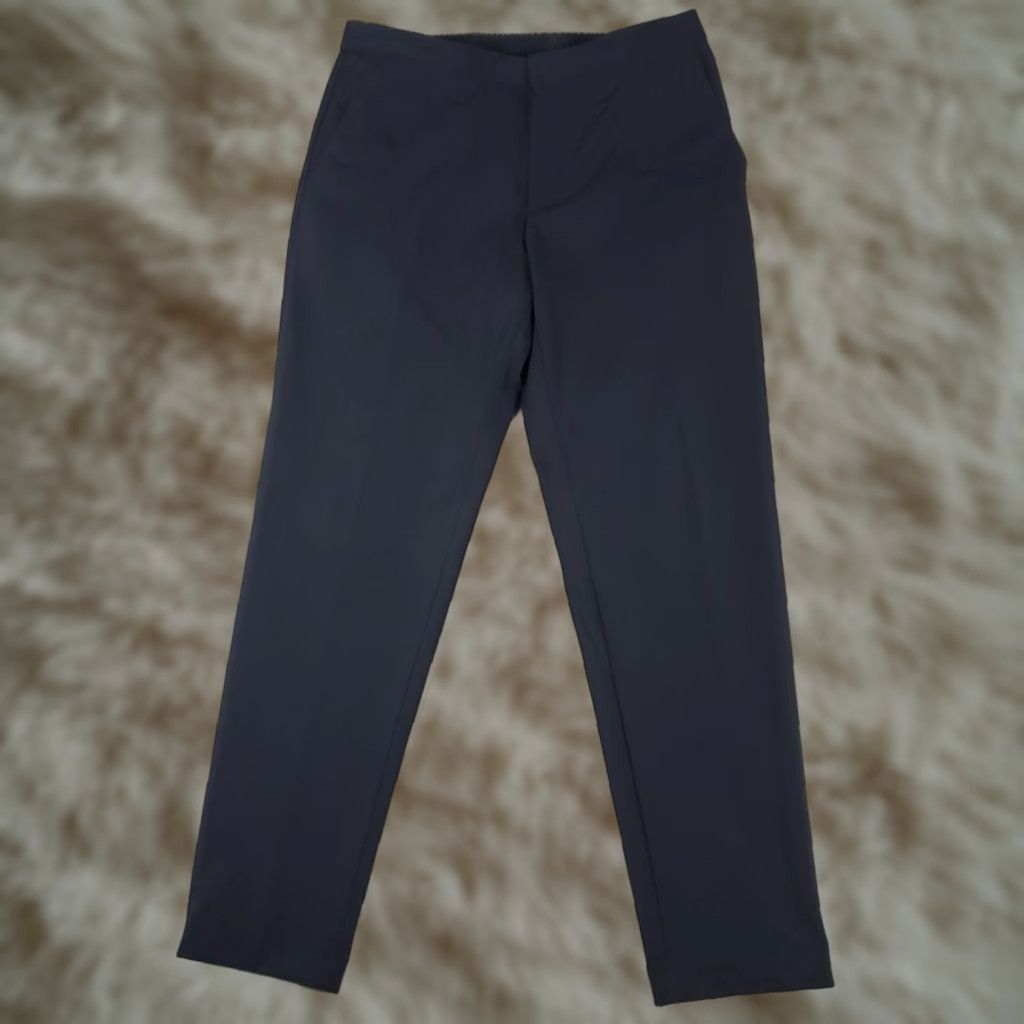 Hugo Boss HUGO BOSS Pants Mens 32x31 Navy Blue Stretch Polyester Chino Trousers Slim Flat Front Regular Warp? Size US 32 / EU 48 - 1 Thumbnail