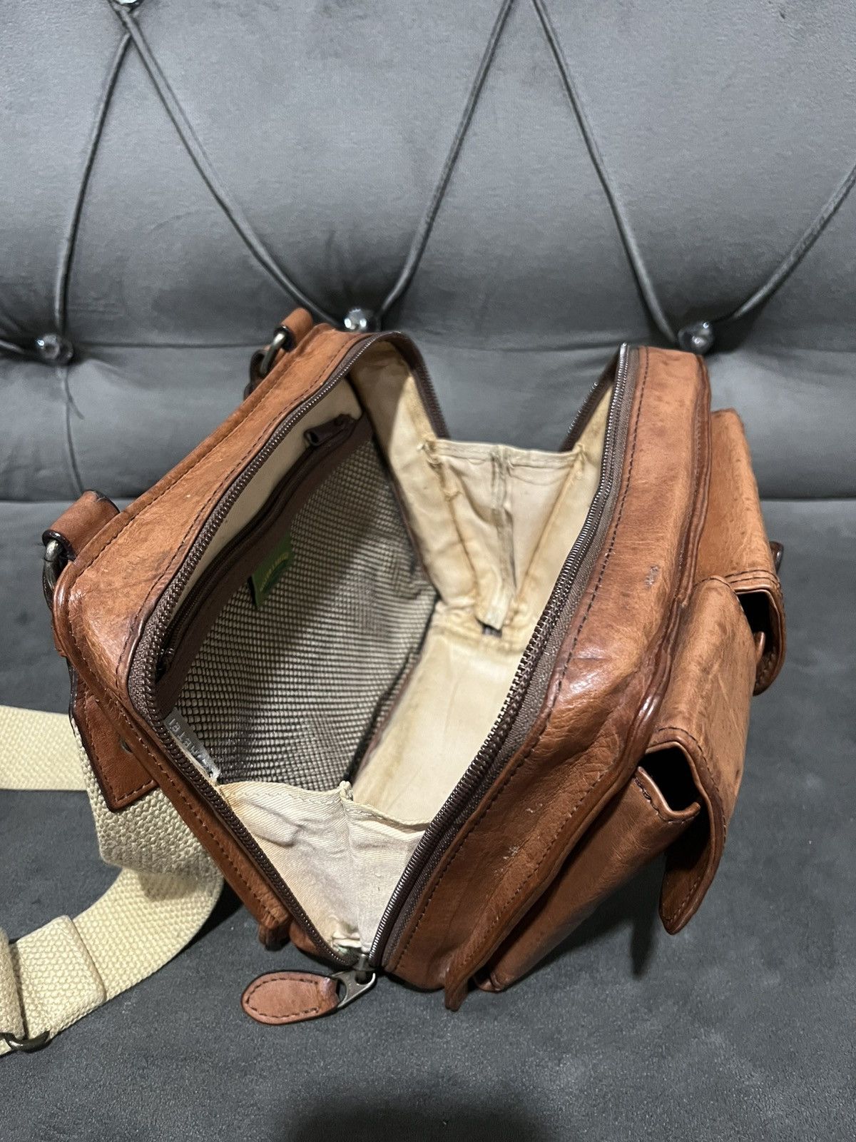 Leather Japanese Brand Silver Lake Club Leather Shoulder Bag Size ONE SIZE - 12 Thumbnail