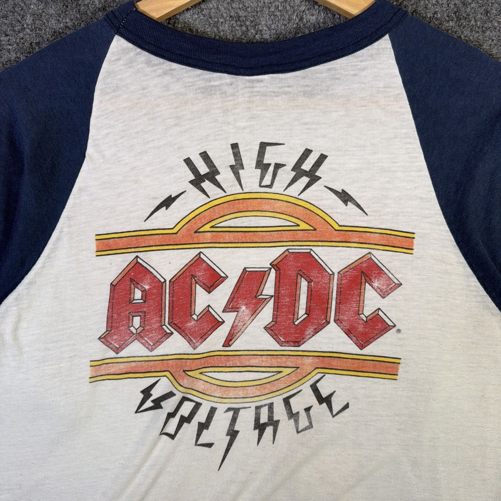 Band Tees Vintage ACDC Shirt Mens Large 80s 1981 Raglan High Voltage Size US L / EU 52-54 / 3 - 9 Thumbnail