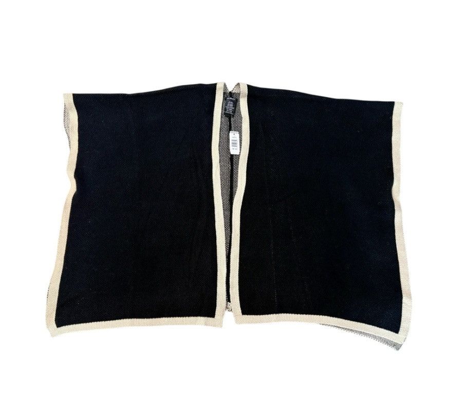 Ike Behar Ike Behar Knit Cape / Ruana Wrap – Black & Cream – One Size Size ONE SIZE - 1 Thumbnail