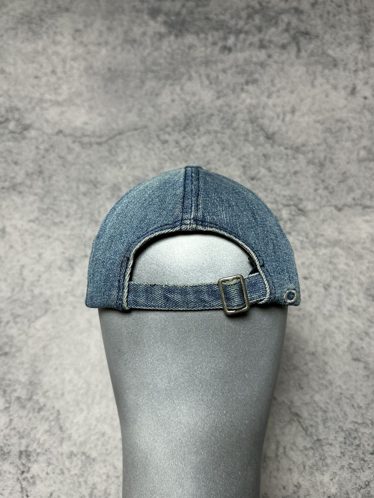 Oakley Vintage Oakley Metal Logo Denim Cap Size ONE SIZE - 8 Thumbnail