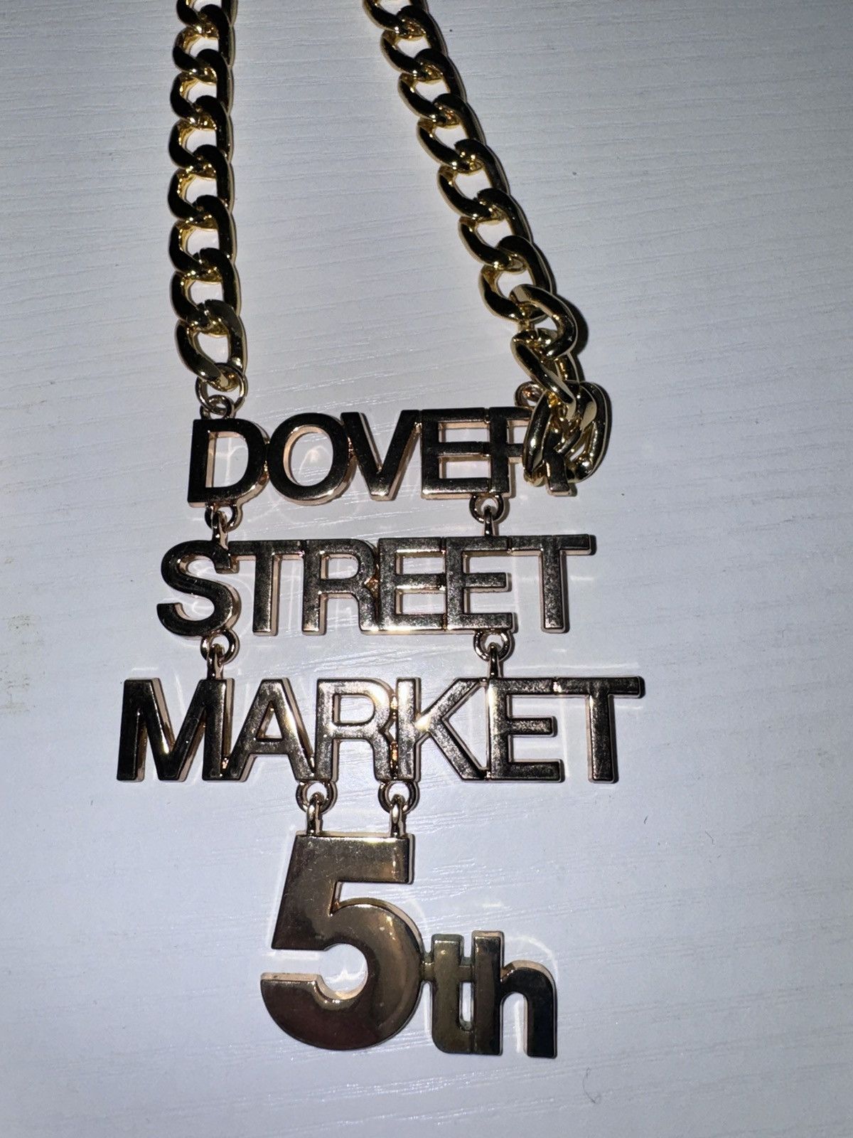 Comme des Garcons × Dover Street Market DSM 5th Anniversary Gold Chain Necklace Size ONE SIZE - 4 Thumbnail