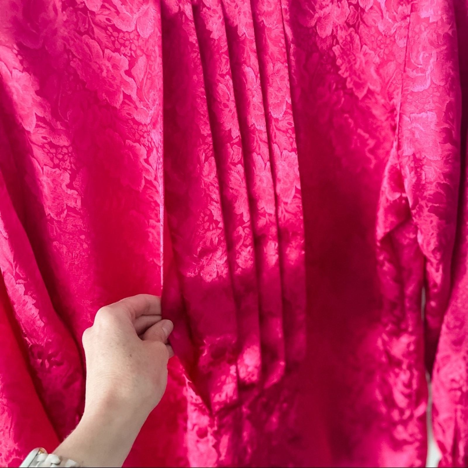 Vintage Vintage Hot Pink Floral Back Button Down Pleated Blouse 💖🔥 Size M / US 6-8 / IT 42-44 - 4 Thumbnail
