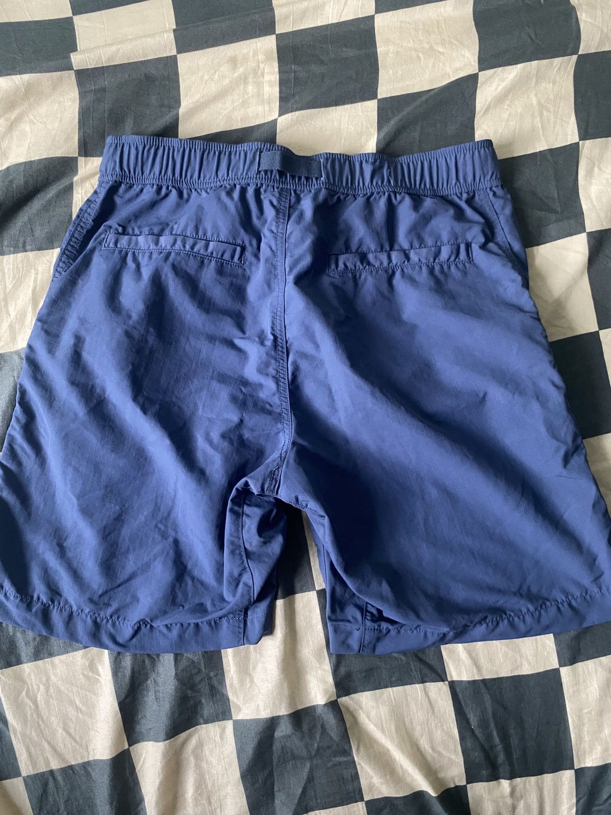 Uniqlo Uniqlo short pants Size US 34 / EU 50 - 2 Thumbnail
