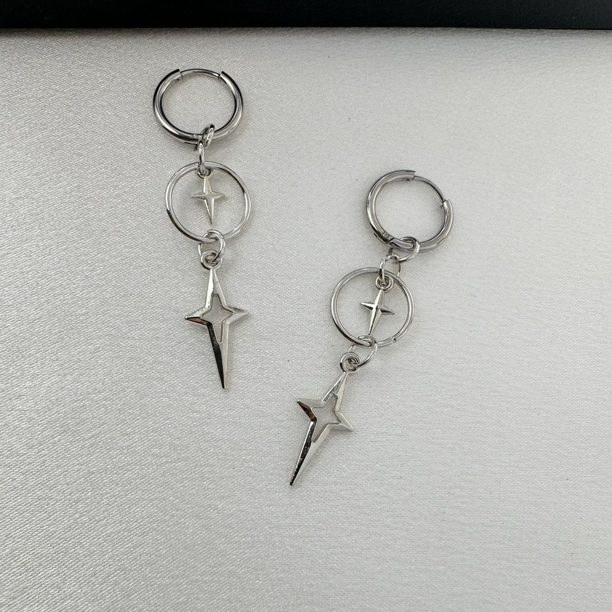 Other Star Long Dangle Drop Earrings for Men Women,Unisex Style Size ONE SIZE - 2 Thumbnail