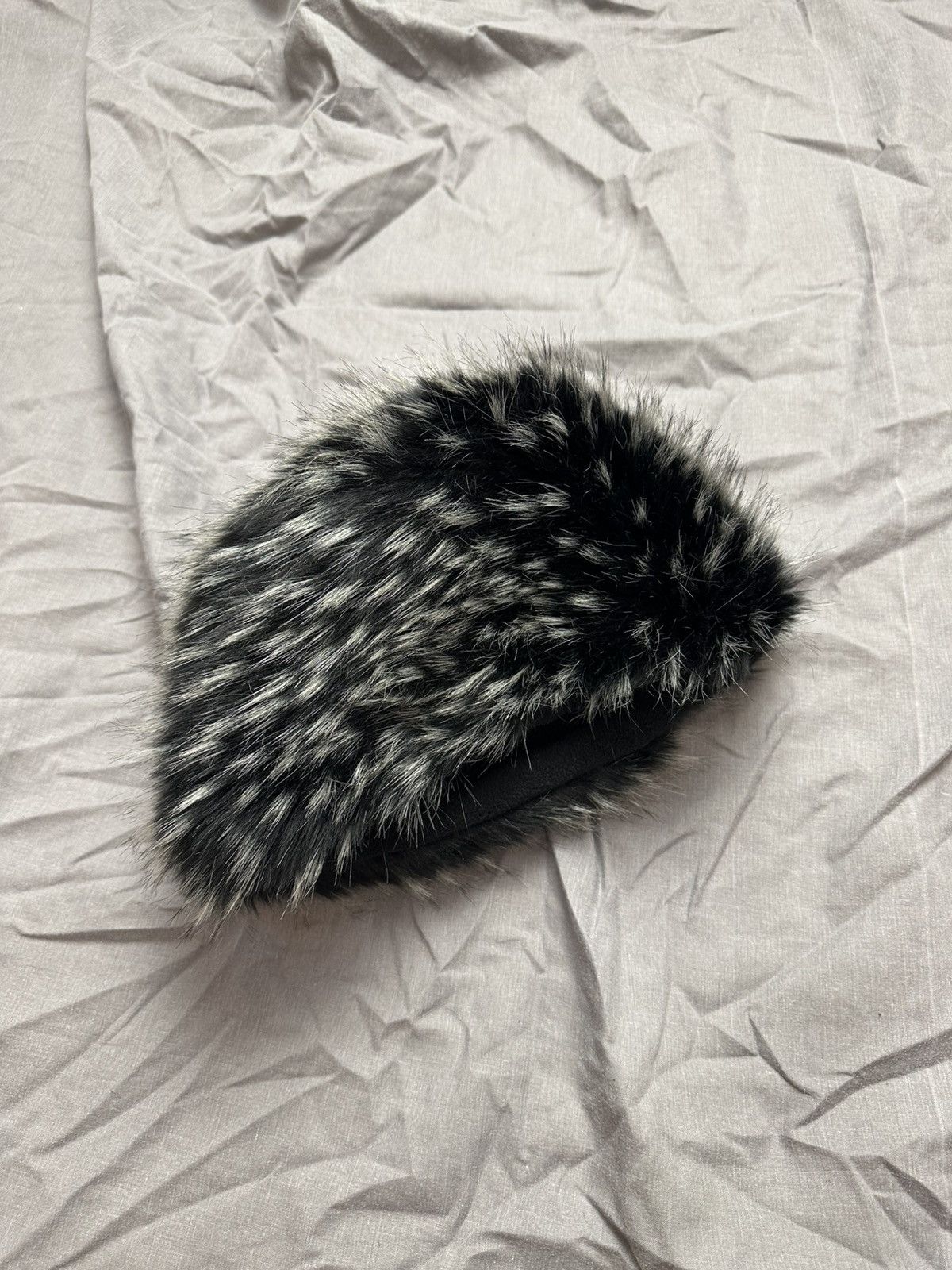 Japanese Brand Y2K Ushanka Fur Fuzzy Hat 90s Style Vintage ifsixwasnine Size ONE SIZE - 3 Thumbnail