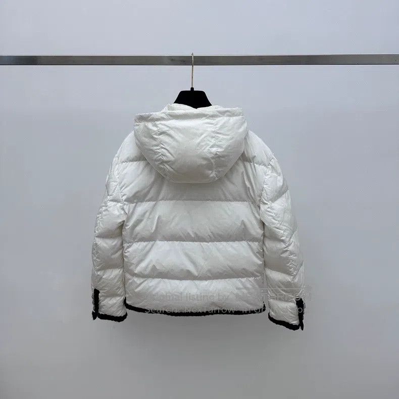 Miu Miu Miu Miu 38 Xiaoxiangfeng white hooded down jacket Size M / US 6-8 / IT 42-44 - 2 Thumbnail