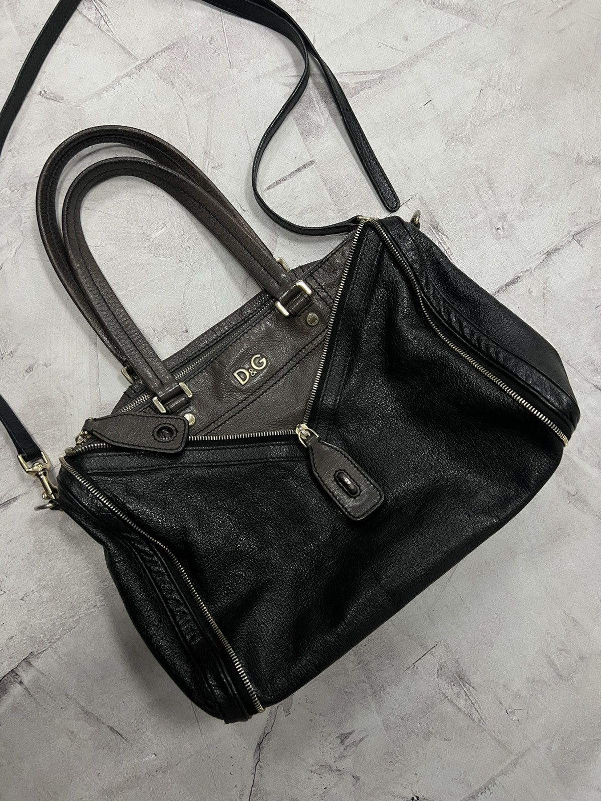 Designer × Dolce & Gabbana × Vintage Dolce & Gabbana Vilma Black Leather Handbag Size ONE SIZE - 2 Thumbnail