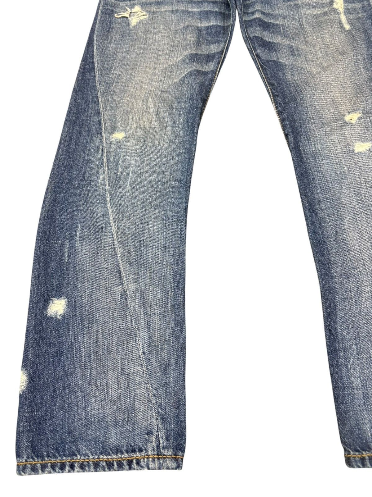 Burberry Vintage Burberry Blue Label Buckle Back Distressed Jeans Size 31" - 6 Thumbnail