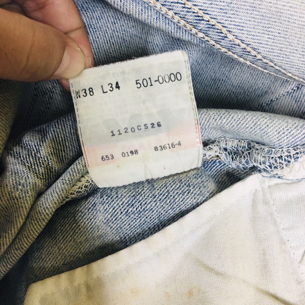 Levi's Vintage Clothing Vintage 90s Levi’s 501xx Distress Size US 38 / EU 54 - 14 Thumbnail