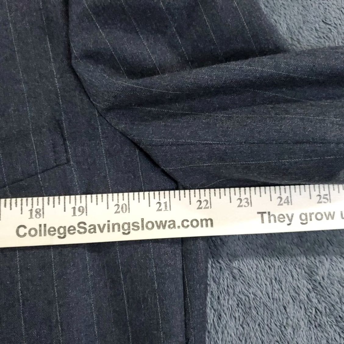 Brooks Brothers Brooks Brothers Suit Jacket Charcoal Gray Striped Wool 44R Regular Two-Button Single-Breasted Men’s 100% Wool 44R Brown? Size 44R - 4 Thumbnail