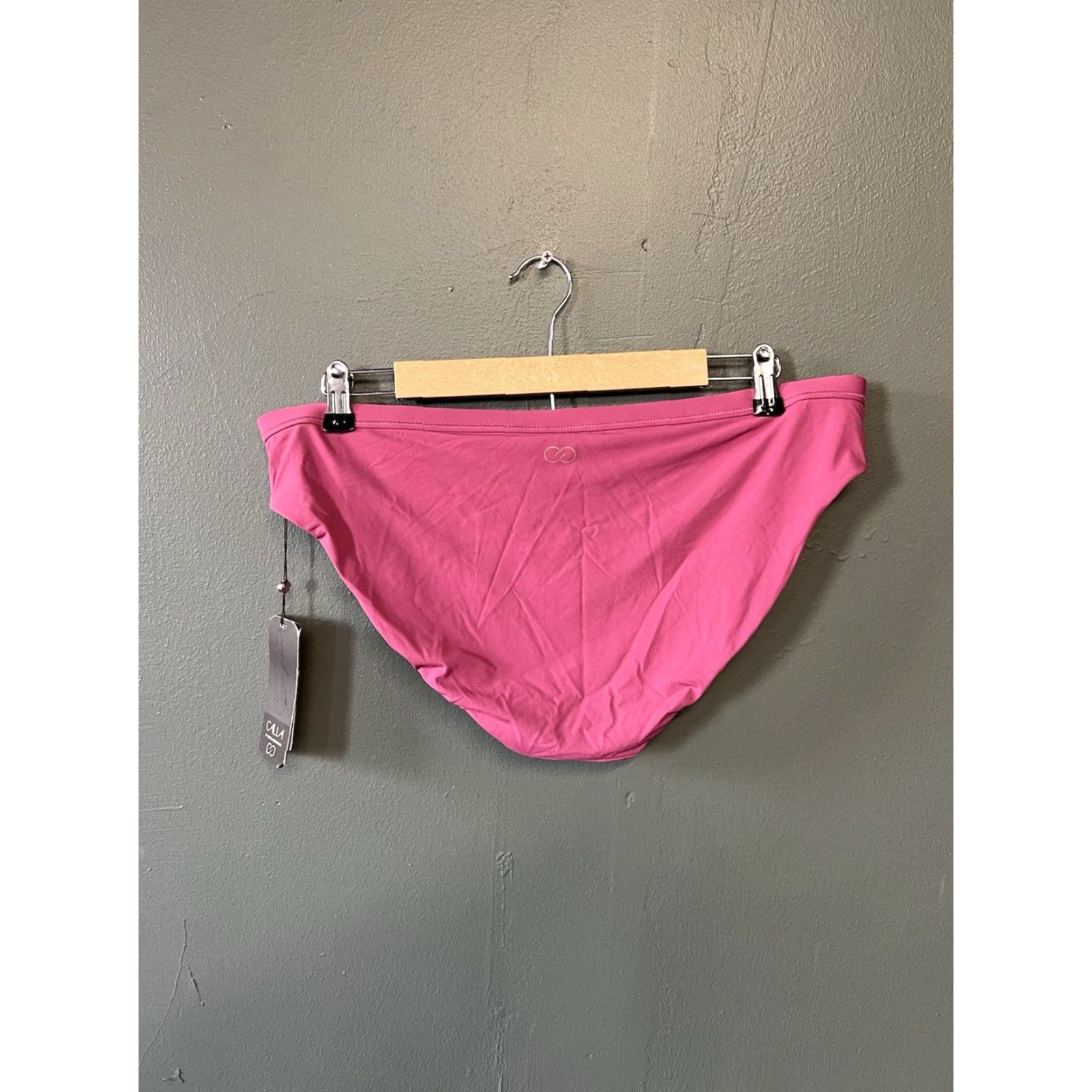 Vintage Calia Womens Pink Bikini Bottom XL WSA18404 NWT Studded Solid Nylon Spandex Strapless Swim Bottom Beachwear Size 40" / US 18 - 2 Thumbnail