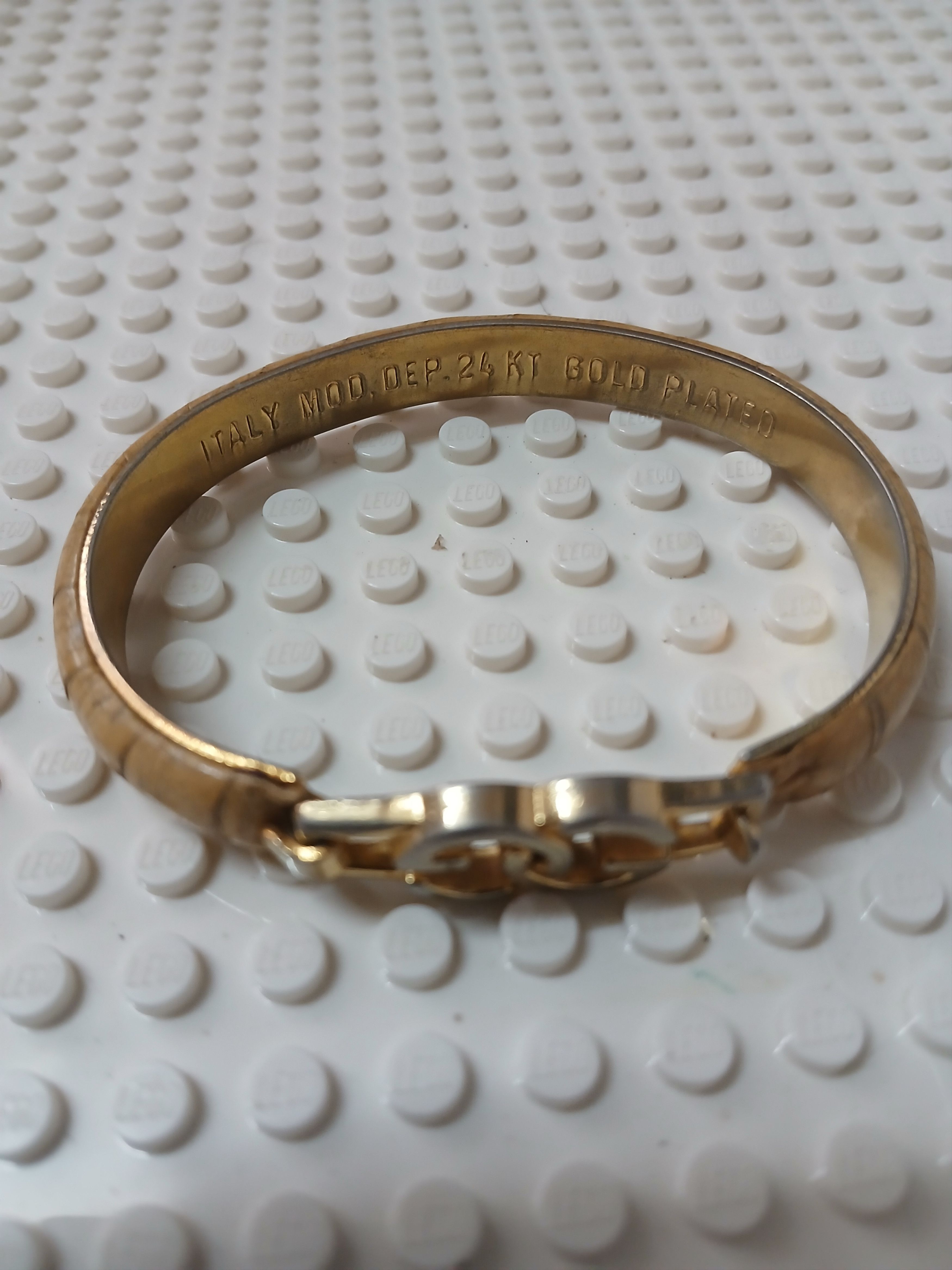 Gucci × Vintage Gucci Snakeskin 24k gold plated bracelet Size ONE SIZE - 8 Thumbnail