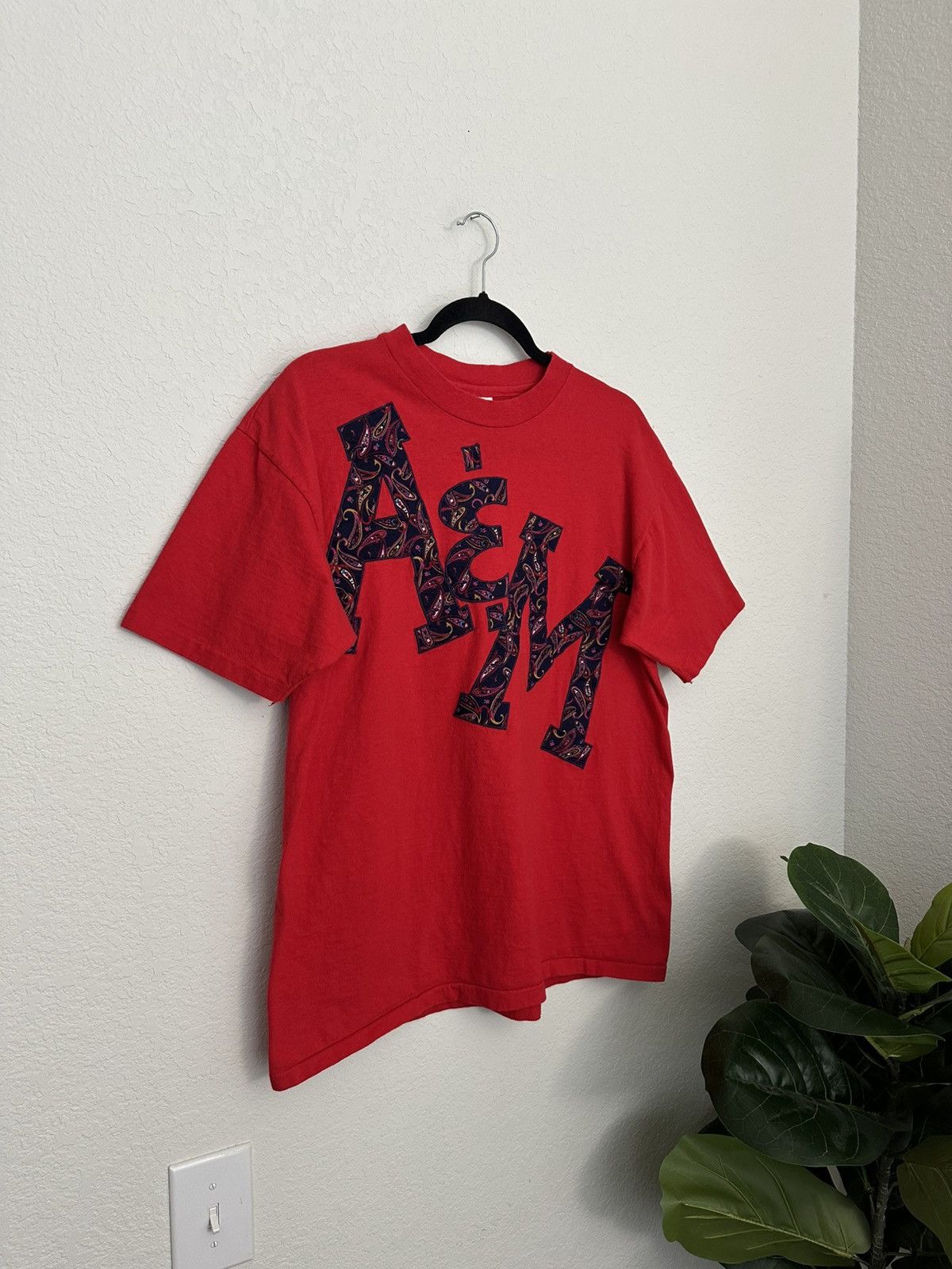 Vintage Vintage 90s NCAA Texas A&M Paisley Print Collegiate Tshirt Size US XL / EU 56 / 4 - 1 Thumbnail
