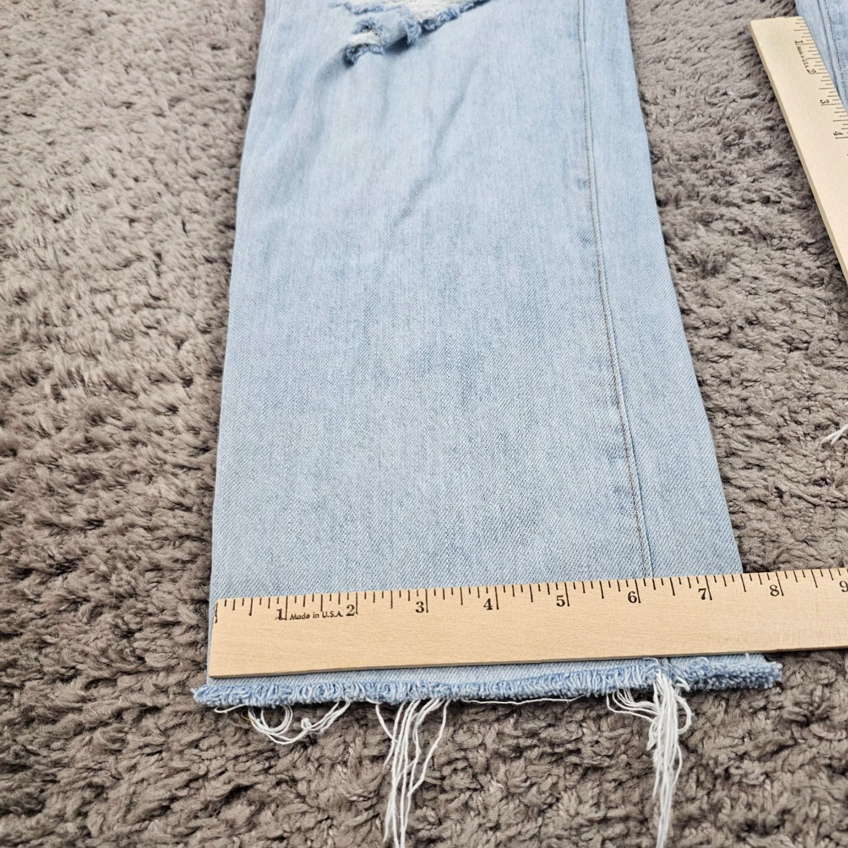 Madewell VINTAGE Madewell Jeans Womens Regular Fit Straight Leg Distressed Light Wash Blue 24x27 Size 42" / US 20 - 7 Thumbnail