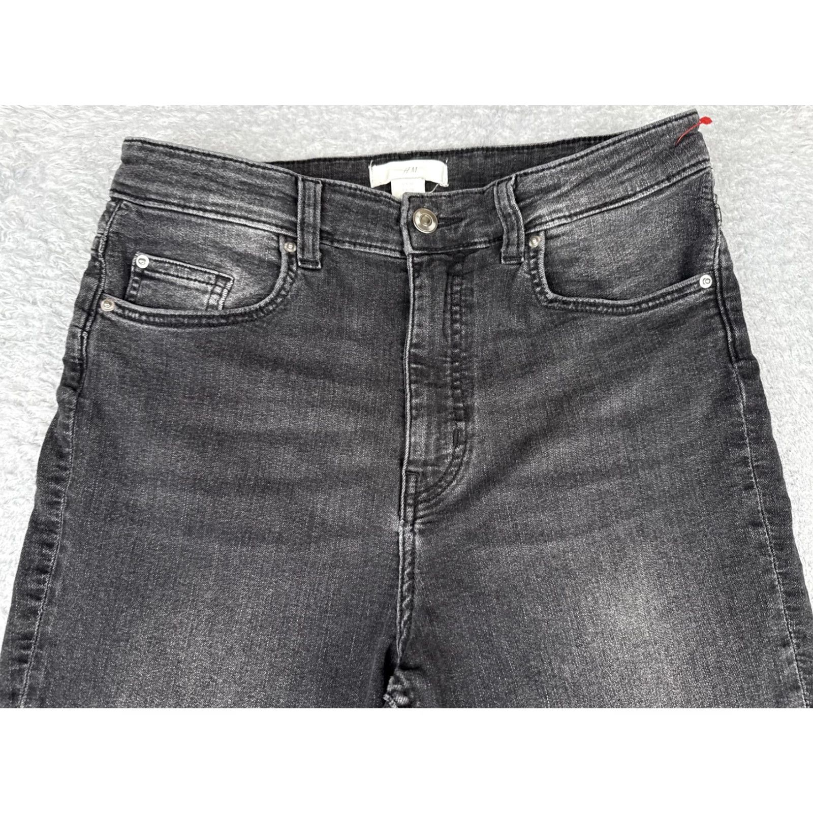 H&M H&M Jeans Women 10 Gray Skinny Slim Fit Mid Rise Charcoal Wash Denim 28x28 Jeans Womens Slim 90s City Pant Size 32" / US 10 / IT 46 - 4 Thumbnail