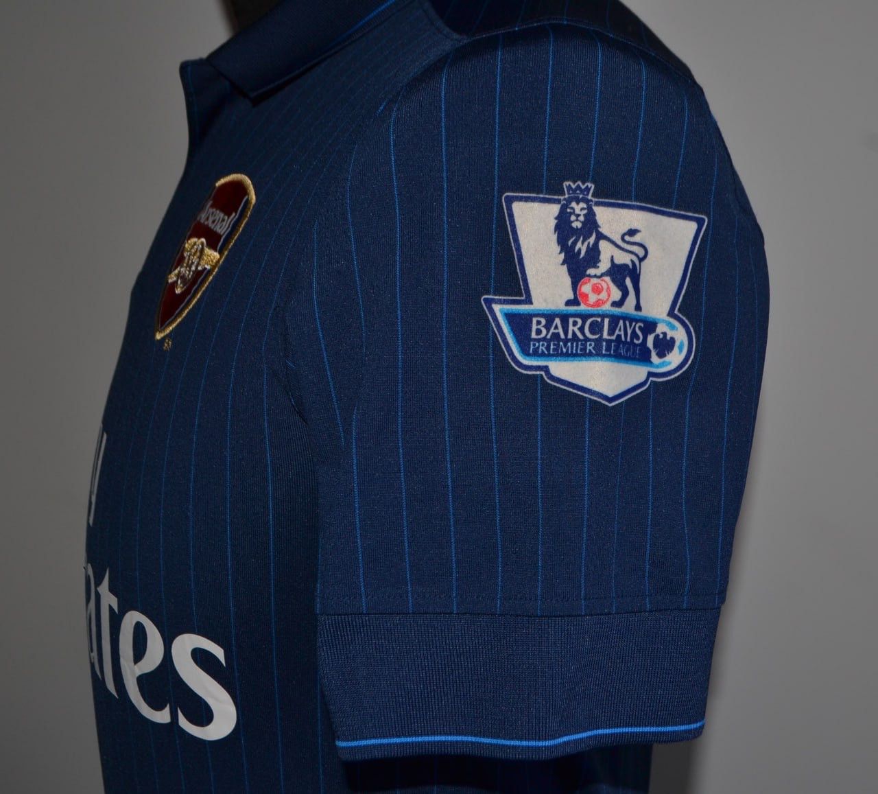Vintage Nike Arsenal #4 Fabregas FC Y2k Away Football Shirt Size S Size US S / EU 44-46 / 1 - 5 Thumbnail
