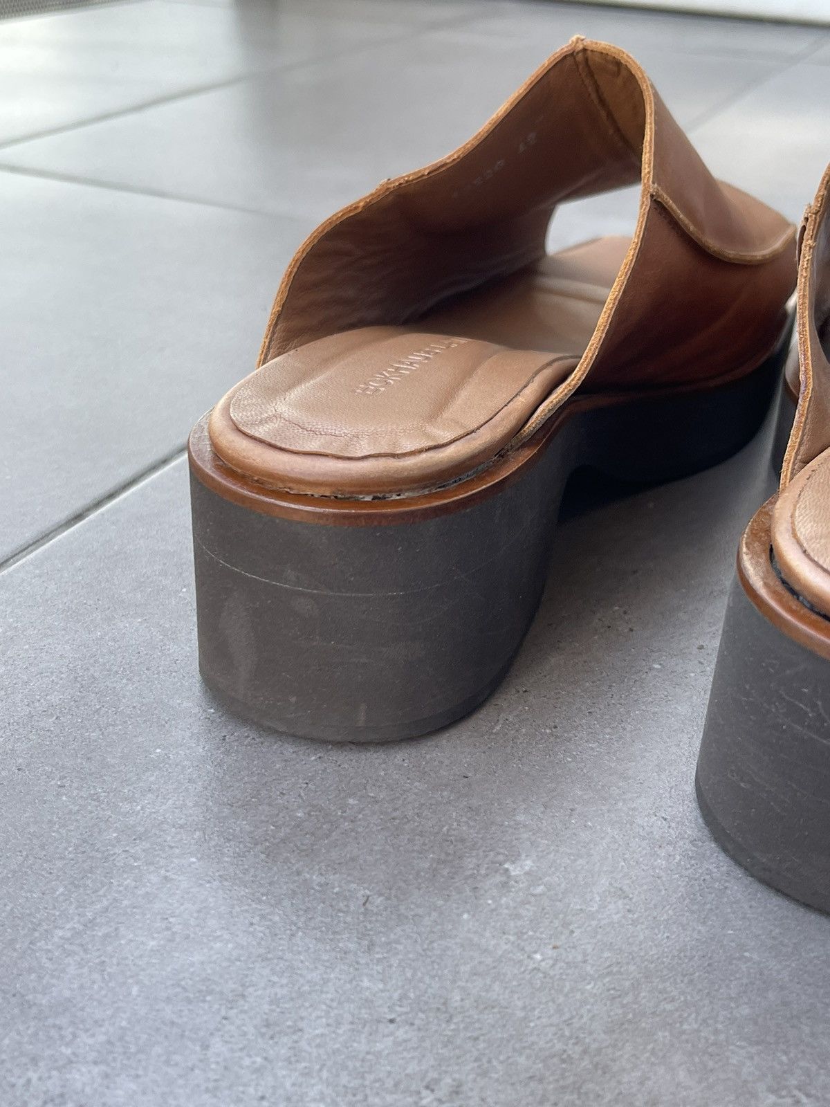 Eckhaus Latta !DS! SS23 Eckhaus Latta Tan Leather Men Slide M Size US 9 / EU 42 - 10 Thumbnail