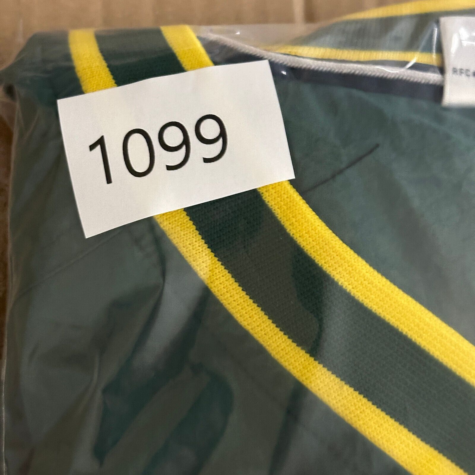 Nike Vintage Nike Jacket Center Swoosh Size XXL Green Yellow Size US XXL / EU 58 / 5 - 9 Thumbnail