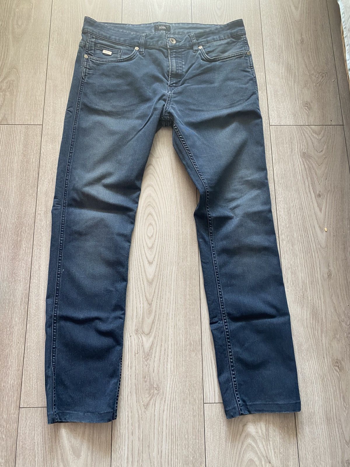 Hugo Boss Hugo Boss Jeans, Size 33/32, Excellent Condition Size US 33 - 2 Thumbnail