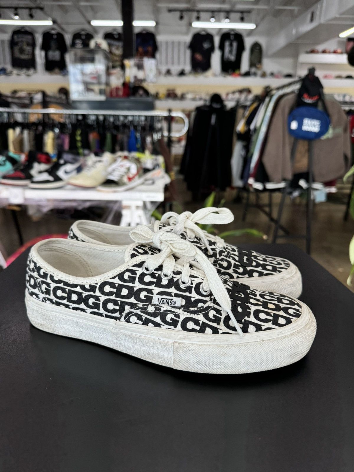 Comme des Garcons × Vans CDG Comme Des Garçons x Vans Authentic Sz. 5.5M / 7W Size US 5.5 / EU 38 - 6 Thumbnail