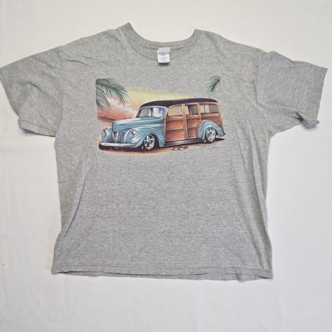 Gildan Vintage Car Surfboard Tropical Shirt Gray XL Car Beach Tee Size US XL / EU 56 / 4 - 1 Thumbnail