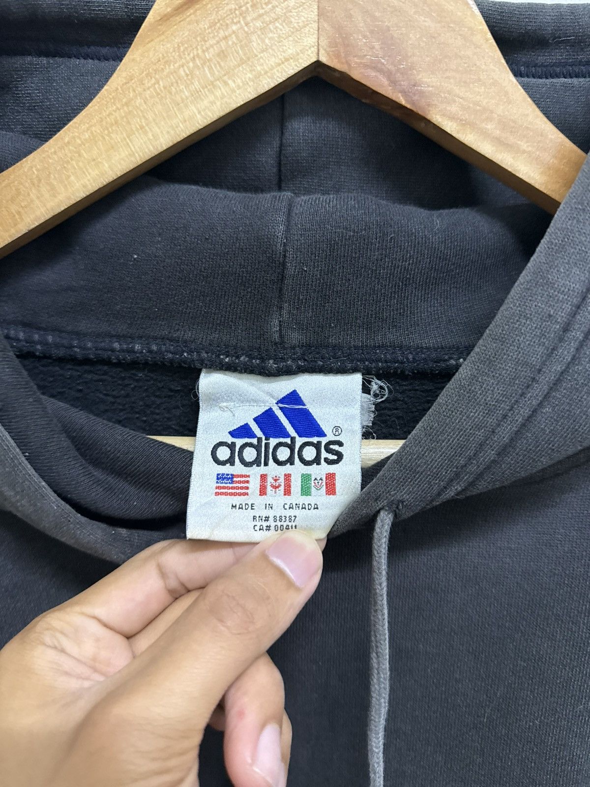 Adidas Vintage 90s Adidas Distressed Sunfaded Baggy Black Hoodie Size US XL / EU 56 / 4 - 5 Thumbnail